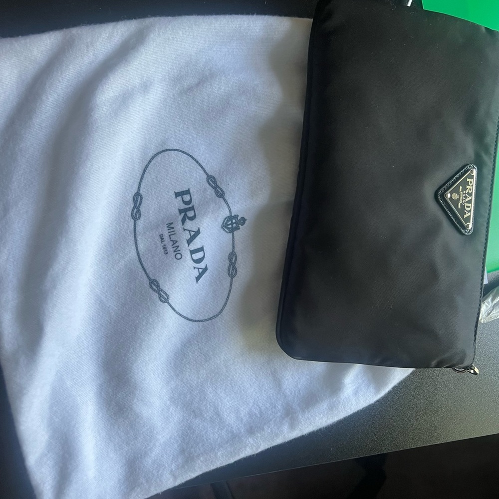 Womans prada bag